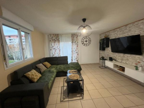 Appartement spacieux piscine